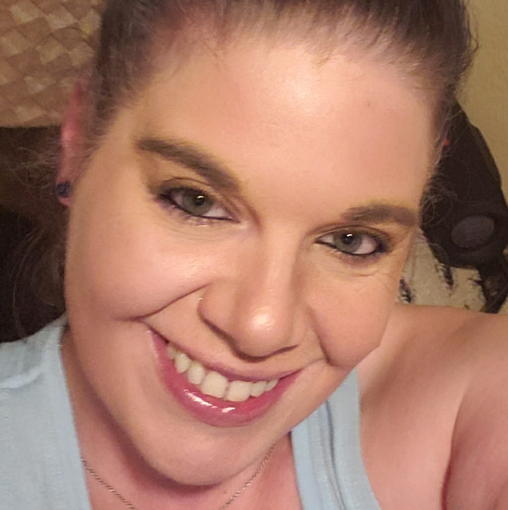 Meet your Posher, Tara